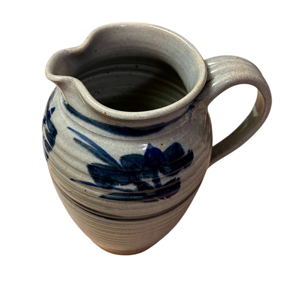 Artist Signed, Handmade Studio Pottery Pitcher. - Picture 3 of 7
